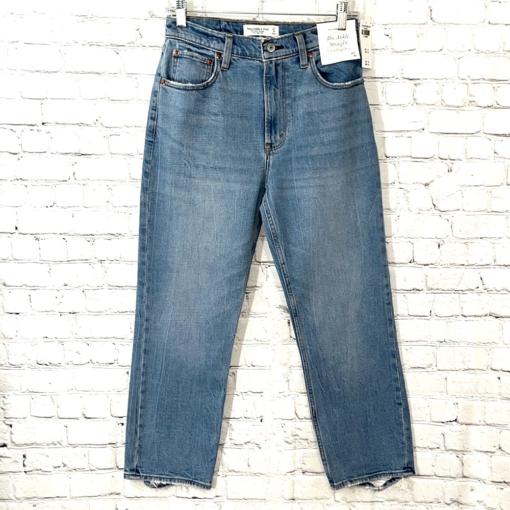 Abercrombie & Fitch Ankle Straight Jeans - Picture 2 of 6